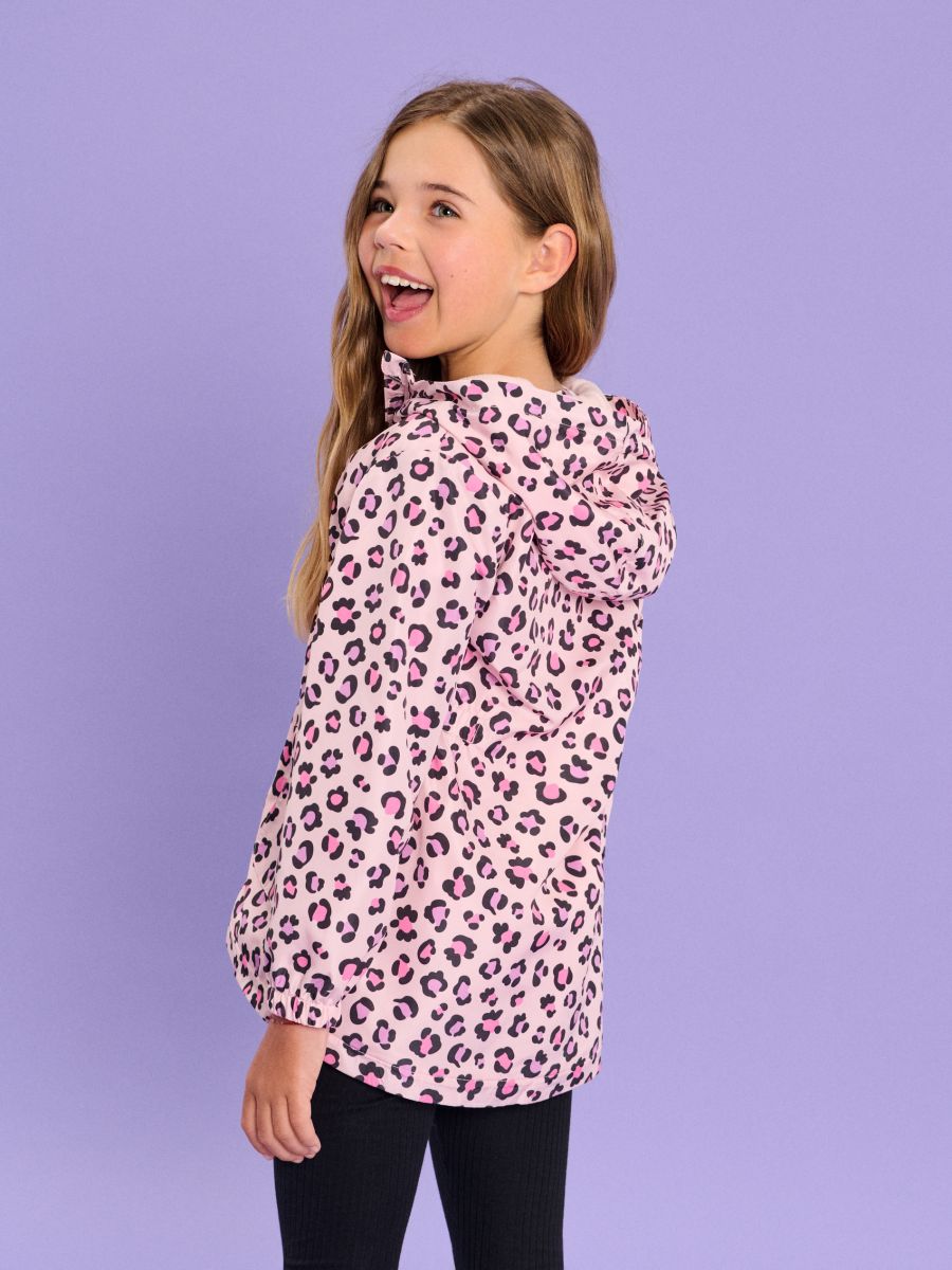 Transitional jacket
Color: multicolor